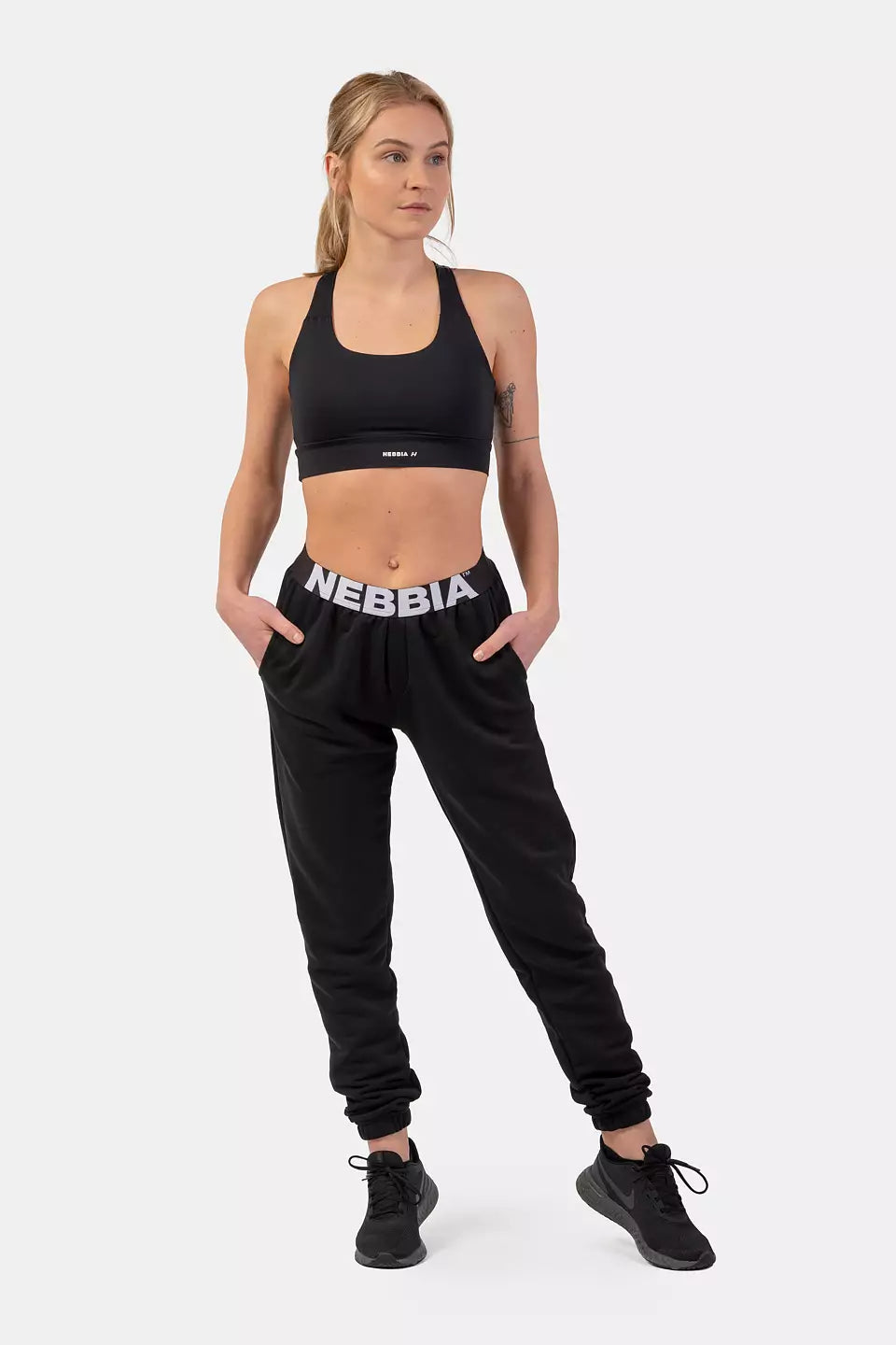 NEBBIA Iconic Mid-Waist Sweatpants, Svart