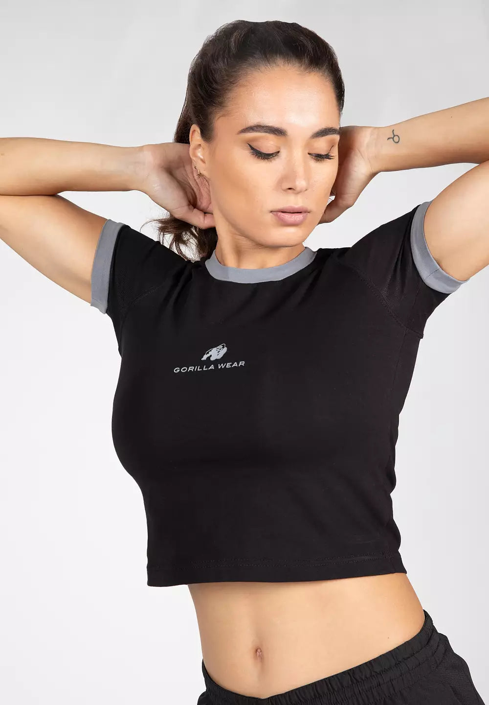 Gorilla Wear New Orleans Cropped T-Shirt, Black